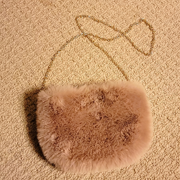 Cute Fluffy bag - Picture 2 of 3